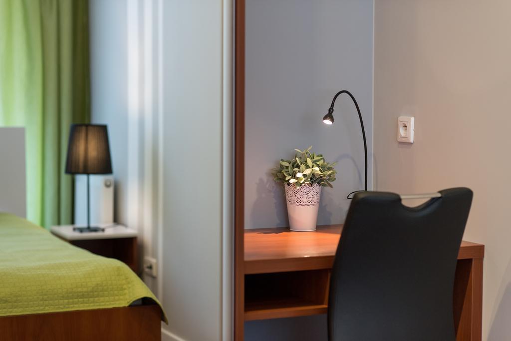 River Boulevards Apartment Краков Экстерьер фото